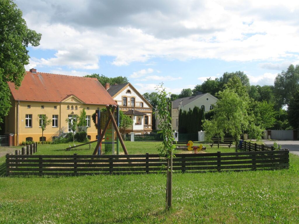 Spielplatz Läsikow. Foto H. Janschke